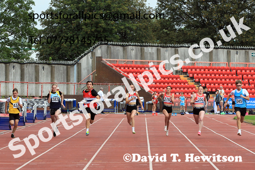 100 metres, Gateshead Tartan Games.  Photo: David T. Hewitson/Sports for All Pics